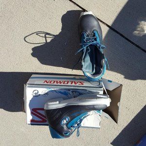 women's cross country ski boots